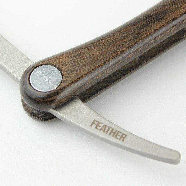 Feather Professional Artist Club SS Razor with Scotch Wood Handle